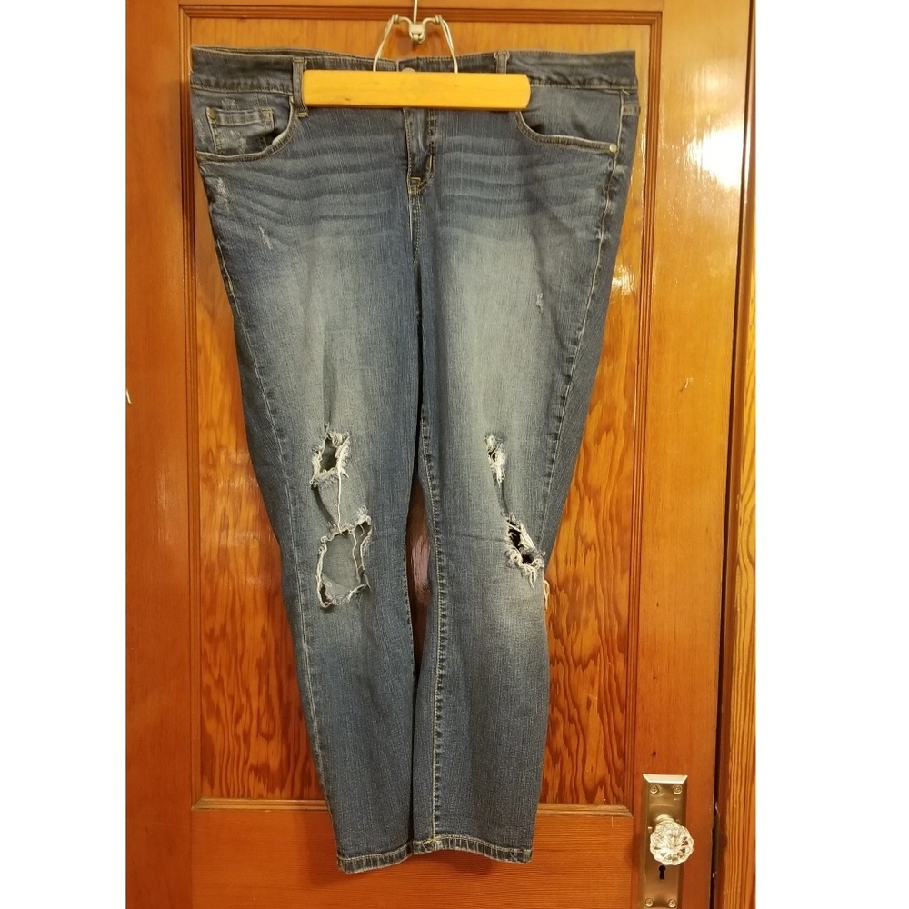 Torrid Distressed Jean Capri's